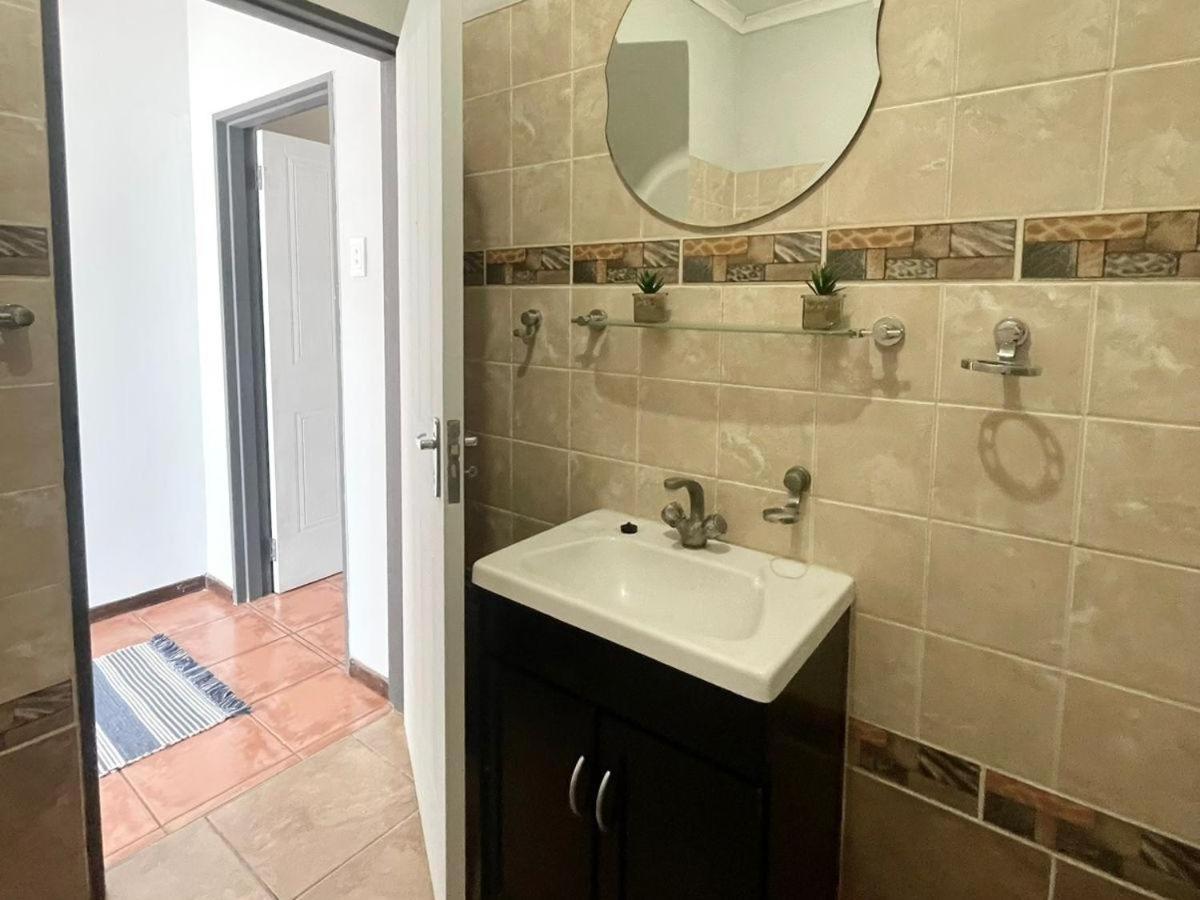 Eden Chalets Windhoek Værelse billede